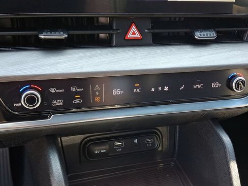 Certified 2023 Kia Sportage X-Line w/ X-Line Premium Package AWD/4WD image 17