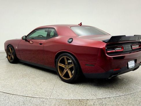 Used 2019 Dodge Challenger R/T Scat Pack RWD image 7