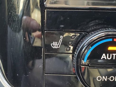 Certified 2023 Nissan Rogue SL w/ SL Premium Package image 33