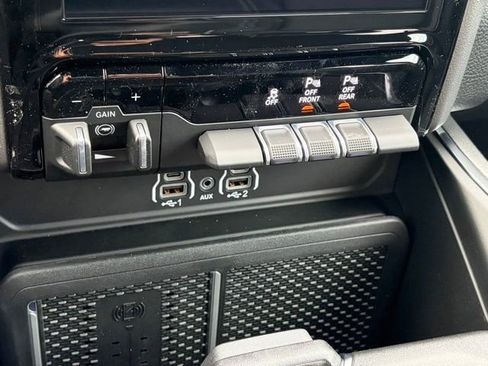 New 2026 RAM 1500 Laramie w/ Sport Appearance Package image 40