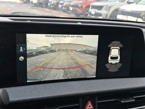 Certified 2022 Kia EV6 Wind image 7