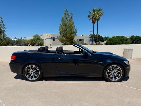 Used 2010 BMW M3 Convertible RWD image 20