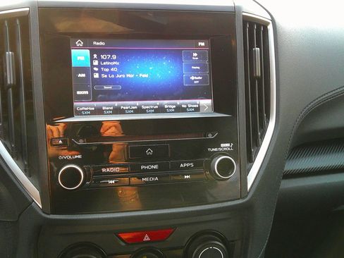 Used 2019 Subaru Crosstrek 2.0i Premium image 24