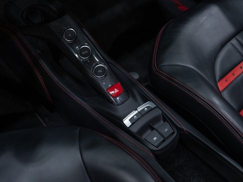 Used 2018 Ferrari 488 Spider image 54