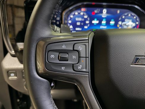 Used 2024 Chevrolet Silverado 1500 ZR2 AWD/4WD image 31