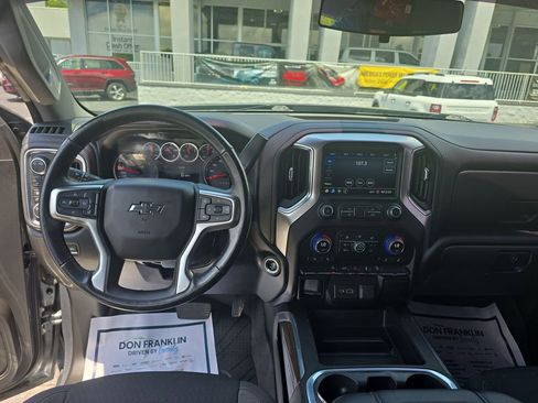 Used 2020 Chevrolet Silverado 1500 LT Trail Boss AWD/4WD image 12
