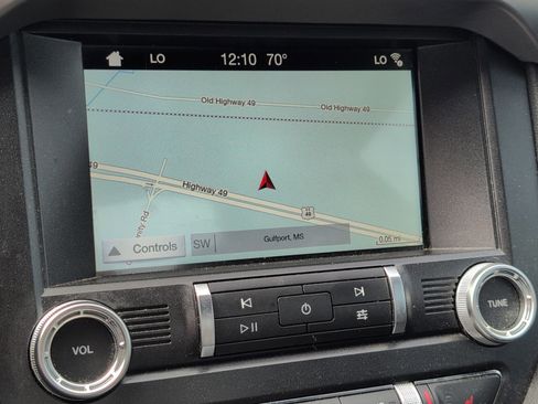 Used 2019 Ford Mustang Premium image 18