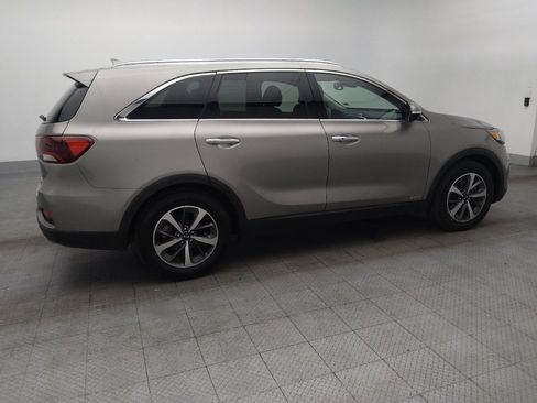 Used 2019 Kia Sorento EX w/ EX Touring Package image 10
