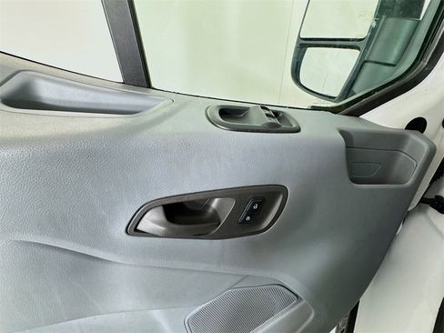 Used 2018 Ford Transit 350 XLT image 16