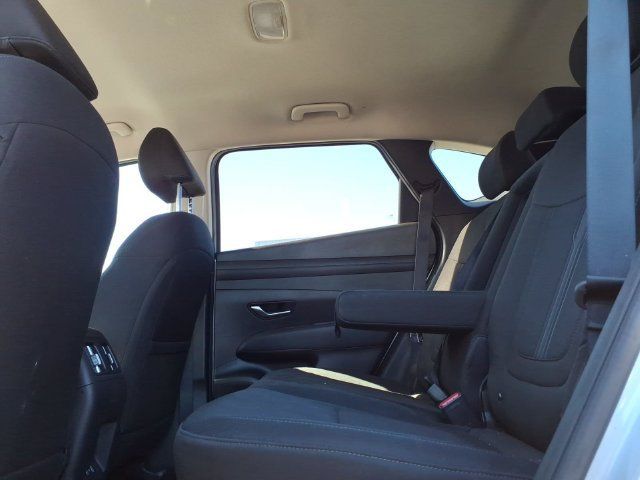 Used 2025 Hyundai Tucson SEL AWD/4WD image 13
