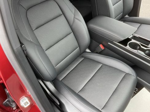 New 2026 Chevrolet Equinox LT image 22