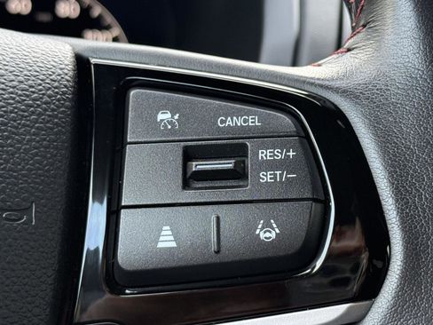 Used 2025 Honda Odyssey Sport-L image 37