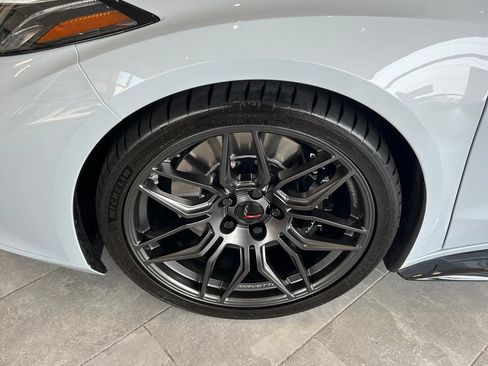 Used 2024 Chevrolet Corvette Z06 w/ Stealth Interior Trim Package RWD image 2