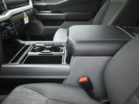 New 2026 Ford F250 XLT w/ XLT Premium Package image 21