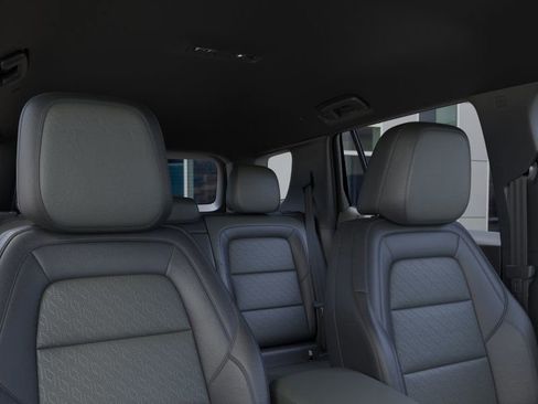 New 2026 Chevrolet Equinox LT w/ Convenience Package II image 24