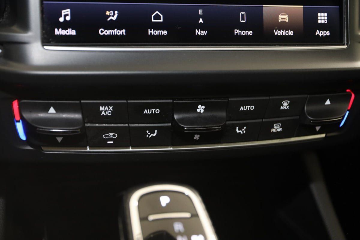 Used 2022 Maserati Levante Modena AWD/4WD image 27