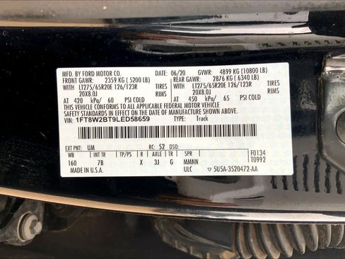 Used 2020 Ford F250 Platinum w/ FX4 Off-Road Package image 30