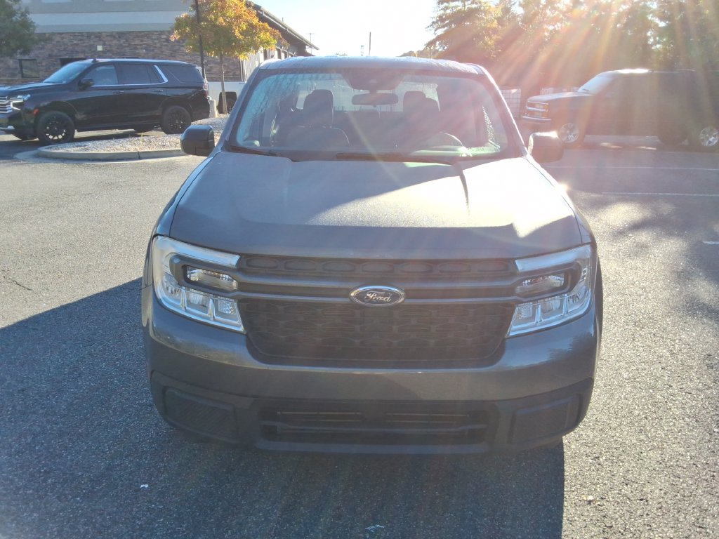 Used 2023 Ford Maverick XLT FWD image 2