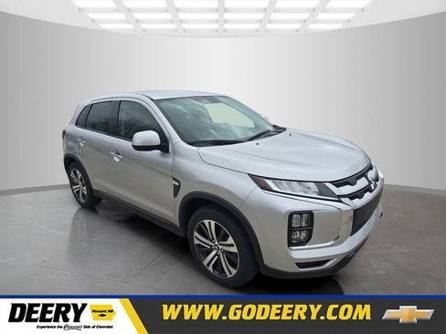 Used 2025 Mitsubishi Outlander Sport ES image 1
