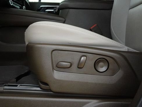 Used 2025 Chevrolet Tahoe LT w/ Comfort Package image 27