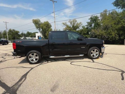 Used 2018 Chevrolet Silverado 1500 LT w/ Texas Edition AWD/4WD image 9