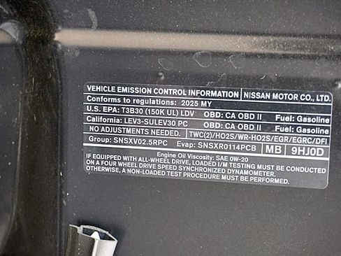 Used 2025 Nissan Altima 2.5 SV FWD image 33