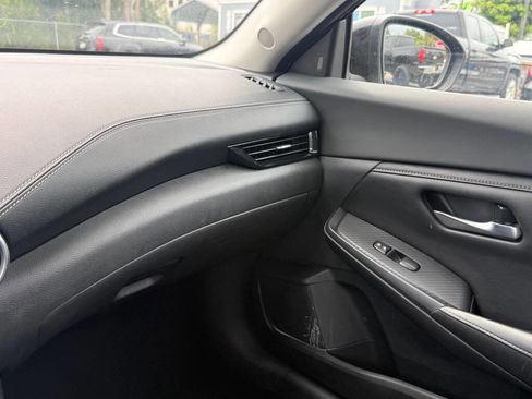Used 2021 Nissan Sentra SV FWD image 17