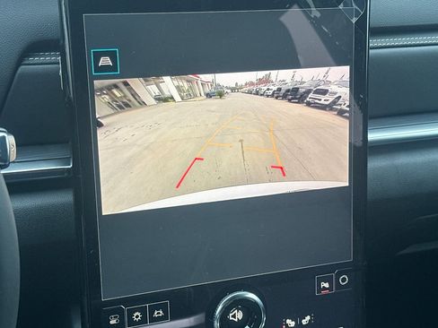 New 2025 GMC Terrain Elevation image 21