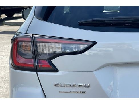 Certified 2022 Subaru Outback Premium image 13