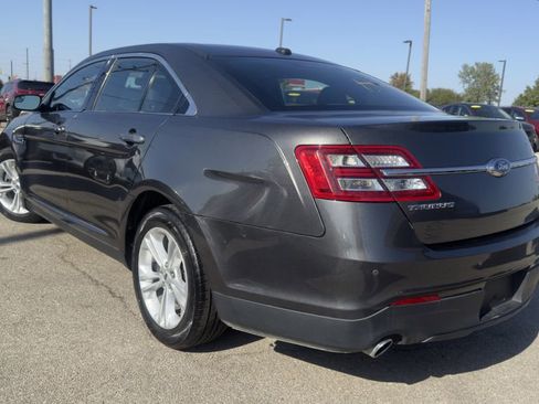 Used 2017 Ford Taurus SEL image 5