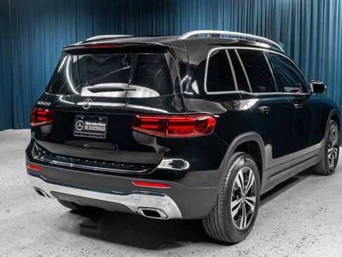 New 2025 Mercedes-Benz GLB 250 image 5