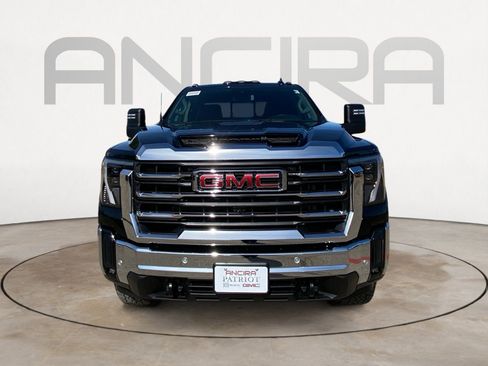 New 2026 GMC Sierra 2500 SLE w/ SLE Value Package; image 5