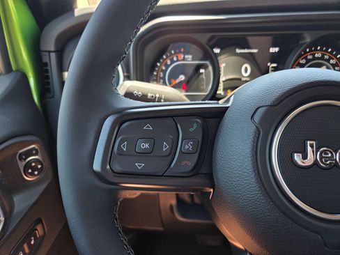 New 2026 Jeep Gladiator Sport AWD/4WD image 19