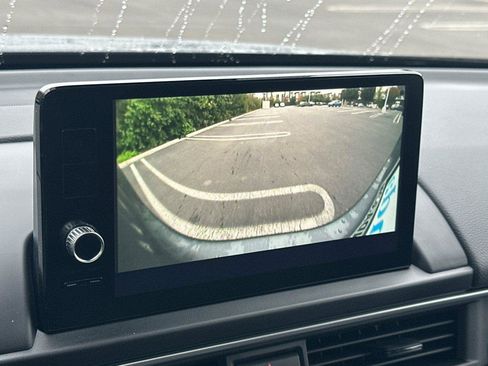 New 2025 Honda Pilot Touring image 24