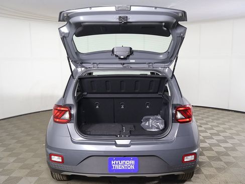 Certified 2026 Hyundai Venue SEL FWD image 14