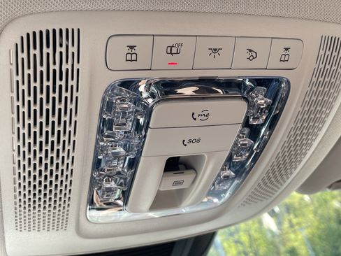 New 2026 Mercedes-Benz GLS 450 4MATIC image 35