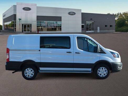 Used 2024 Ford Transit 250 Low Roof w/ Exterior Upgrade Package image 12