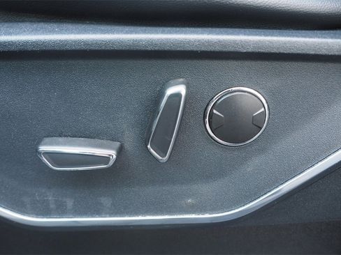 Used 2021 Ford F150 Lariat w/ Equipment Group 502A High image 18