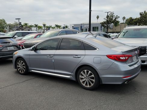 Used 2015 Hyundai Sonata Sport w/ Option Group 04 FWD image 3