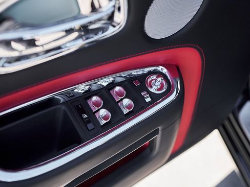 Used 2019 Rolls-Royce Ghost image 34