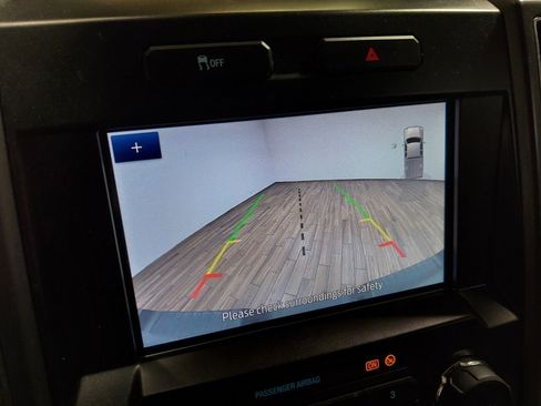 Used 2021 Ford F350 XLT w/ XLT Value Package image 4