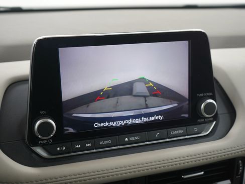 Used 2023 Nissan Rogue SV w/ SV Premium Package image 29