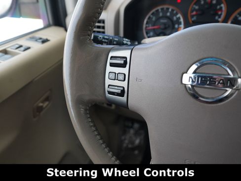 Used 2012 Nissan Titan SL image 22