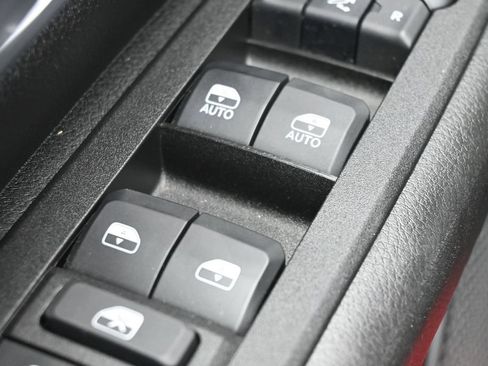 Used 2025 RAM 1500 Big Horn AWD/4WD image 14