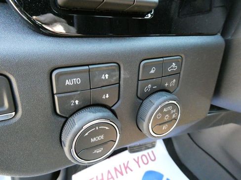 New 2026 Chevrolet Silverado 1500 High Country w/ High Country Premium Package AWD/4WD image 24