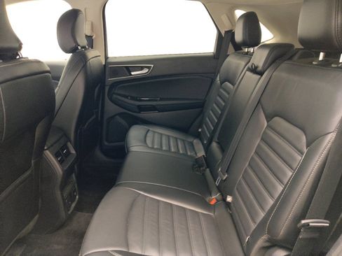 Used 2016 Ford Edge SEL w/ Equipment Group 201A AWD/4WD image 18