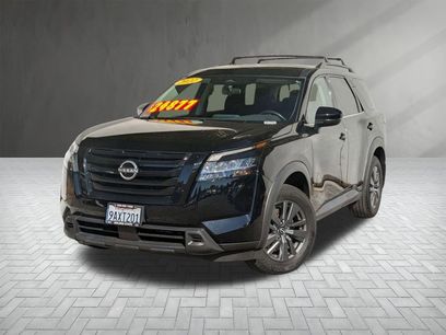 Used 2022 Nissan Pathfinder SV w/ SV Black Package