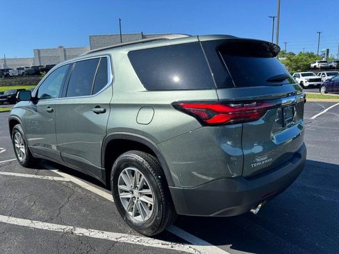 Used 2023 Chevrolet Traverse LT FWD image 5