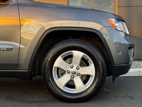 Used 2012 Jeep Grand Cherokee Laredo image 26