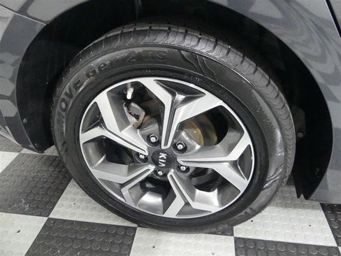 Used 2019 Kia Forte LXS image 16